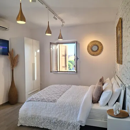 La Maison De Maria En Calabre فندق مبيت وإفطار